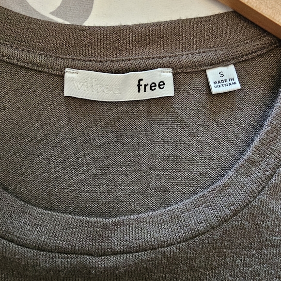 Wilfred Free Subah t-shirt with pocket sz  S - Picture 3 of 5